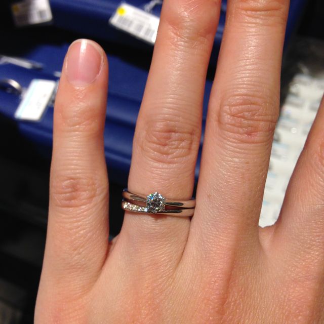 【銀座ダイヤモンドシライシの口コミ】 店名にダイヤモンドとついているだけあって、ダイヤモンドに関しては本当…