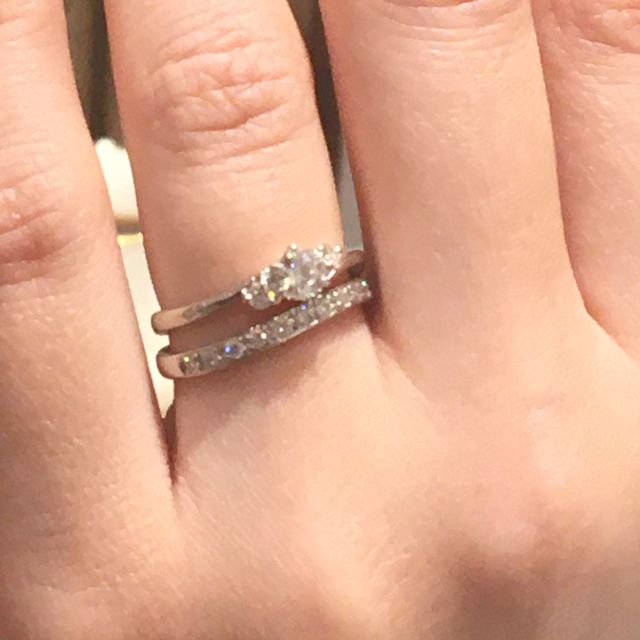 【YUKIZAKI BRIDAL(ユキザキブライダル)の口コミ】 質の良いダイヤモンドをかなりお得な値段で提案していただき、デザインも…