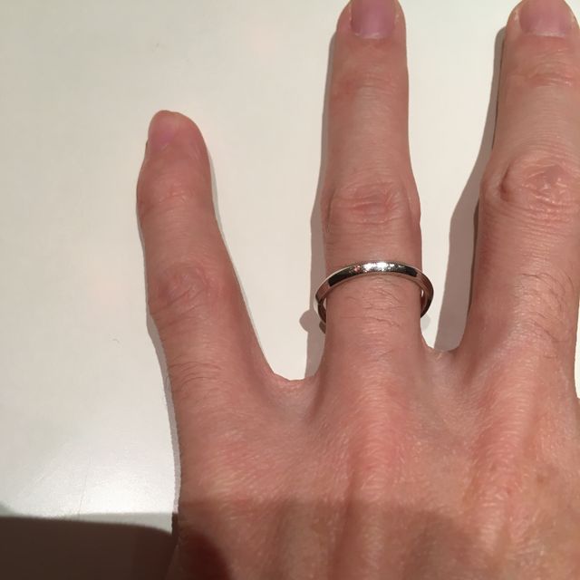 【ラザール ダイヤモンド(LAZARE DIAMOND)の口コミ】 つけた時の心地が良く長くつけてもストレスを感じないと思い選びました。…