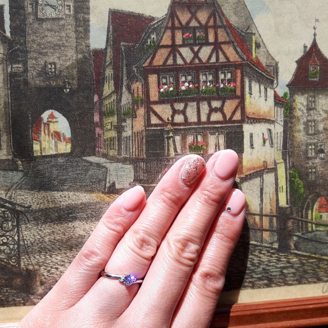 【アイプリモ(I-PRIMO)の口コミ】 今回は婚約指輪の購入でしたが、いずれ結婚指輪を購入した際にセットリン…