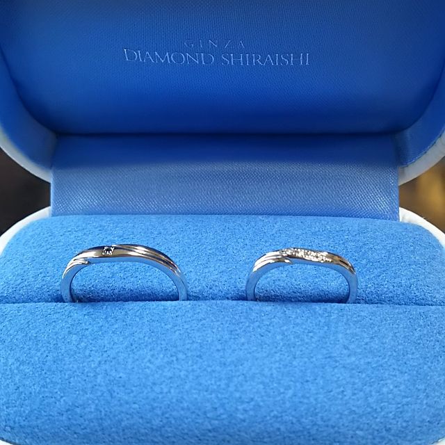 【銀座ダイヤモンドシライシの口コミ】 結構な数のリングを見せていただいたり、試着しましたが、選んだのは一番…