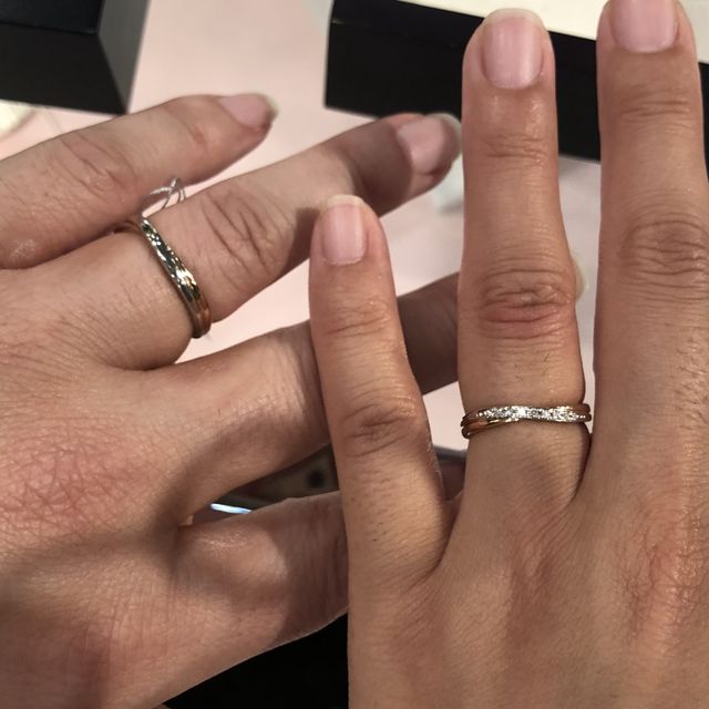 【Ginza Rim(銀座リム)の口コミ】 ピンクゴールドとプラチナのコンビカラーでハーフエタニティの指輪を探し…