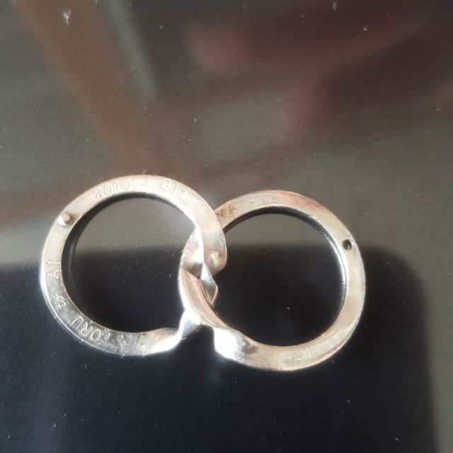 【ジュエリークラフトYAMAJIの口コミ】 いくつか店舗を周り、自分の指にはウェーブタイプが似合うと判断しました…