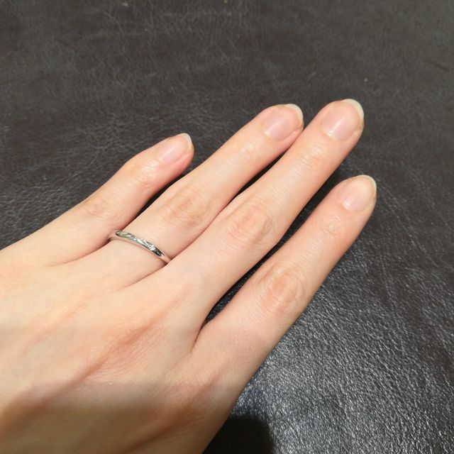【TRECENTI(トレセンテ)の口コミ】 他の指輪も試着しましたが、こちらのトレセンテさんは着け心地が良く、デ…