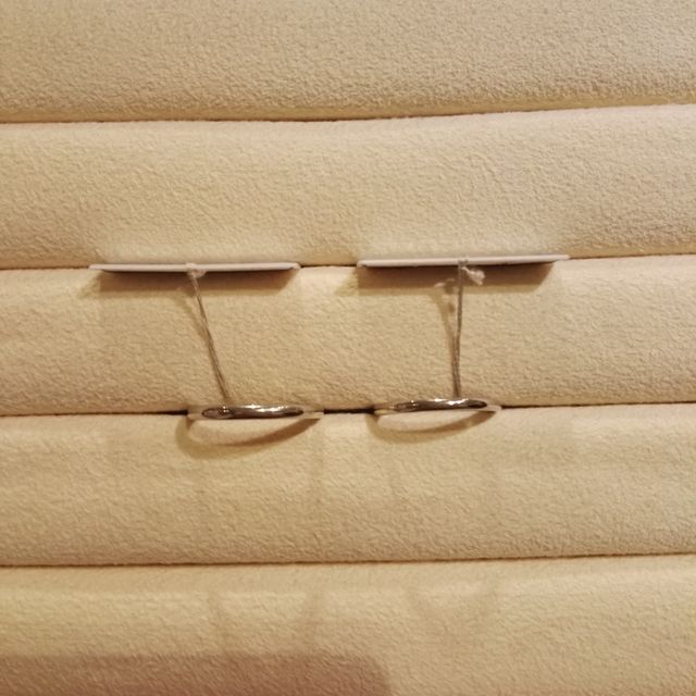 【TRECENTI(トレセンテ)の口コミ】 シンプルなもので、婚約指輪と重ね付けできるものを探していました。トレ…