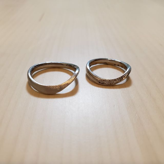 【ジュエリームナカタ(Jewelry MUNAKATA)の口コミ】 ２人で手作りができること、婚約指輪と重ねづけしてきれいに見えることに…