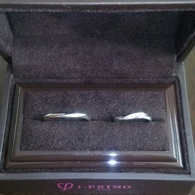 【アイプリモ(I-PRIMO)の口コミ】 ずっと使うものなので、シンプルで飽きのこない指輪が良いと思いました。
…