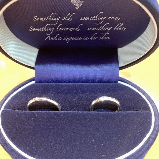 【Something Blue(サムシングブルー)の口コミ】 指輪の決めては最初金の指輪かプラチナの指輪で迷ってました！
いろいろな…
