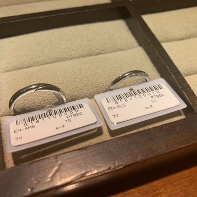 【TRECENTI(トレセンテ)の口コミ】 デザインが凄くよく、ダイヤの輝きはもちろんよく、特にプラチナ部分の輝…