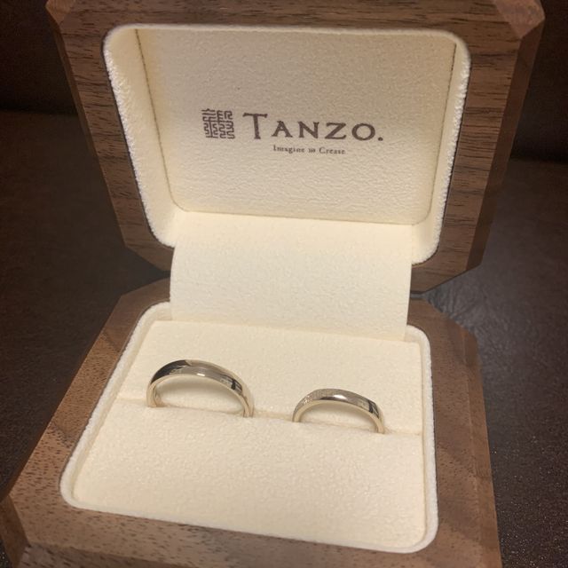 【TANZO.(鍛造指輪)の口コミ】 壊れにくい鍛造製法であること。デザインに特別こだわりはなかったものの…