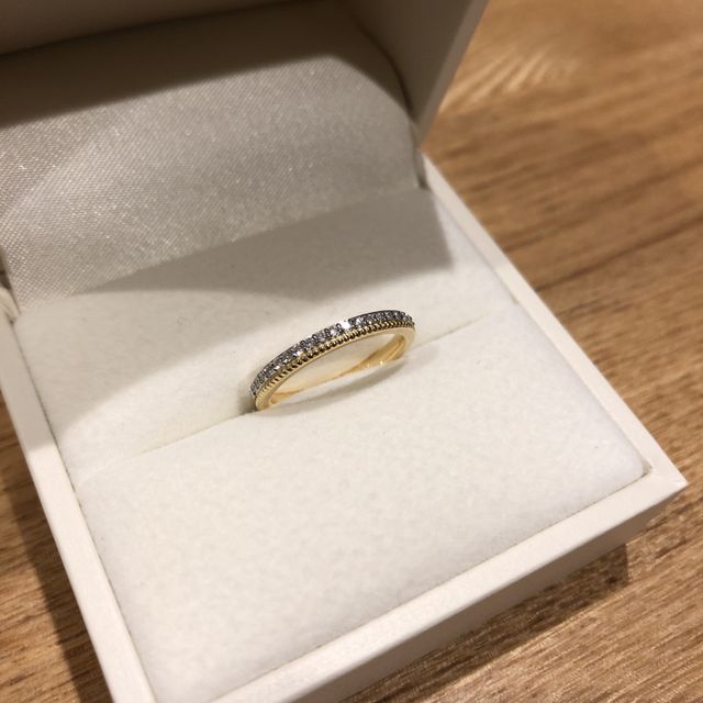 【RosettE(ロゼット)の口コミ】 結婚当初に購入した指輪が変形したりと古くなったため買い替えです。ネッ…