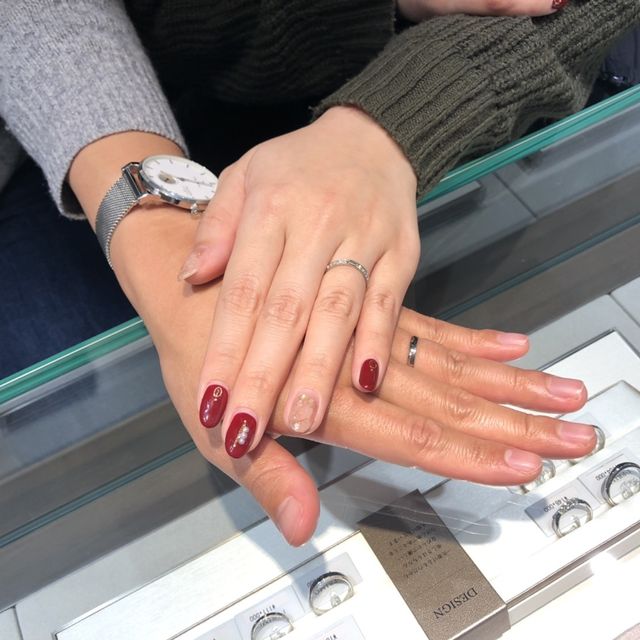 【アイプリモ(I-PRIMO)の口コミ】 婚約指輪は購入を済ましており、婚約指輪と一緒につけたときに合うデザイ…