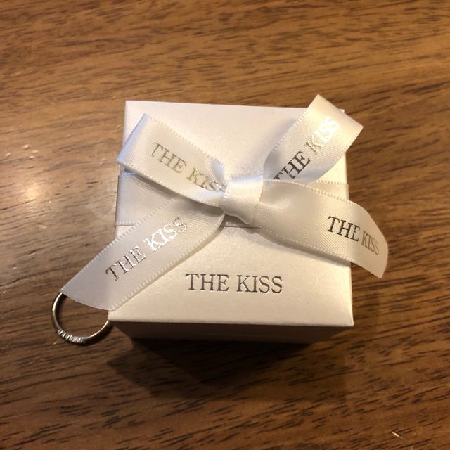 【THE KISS(ザ・キッス)の口コミ】 一番の決めては価格です。結婚指輪は、婚約指輪とは異なり普段から身に着…