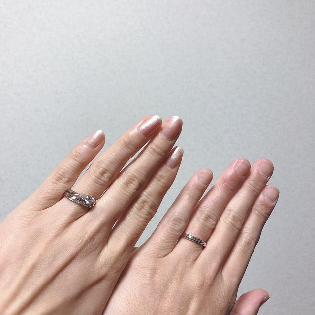 【銀座ダイヤモンドシライシの口コミ】 こちらのブランドの婚約指輪を頂いたので、結婚指輪も同じブランドにしよ…