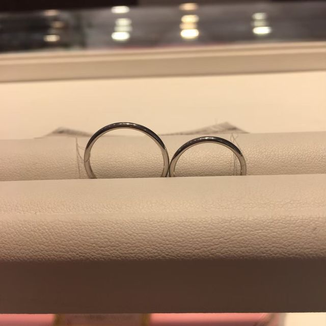 【GALA JEWELRY(ガラジュエリー)の口コミ】 シンプルで派手さがない結婚指輪を探し求めていた時にネットで検索してい…