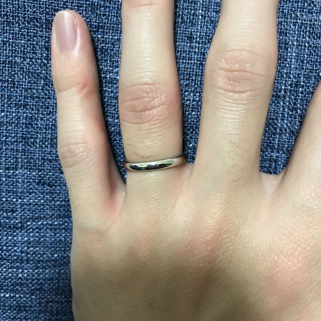 【銀座ダイヤモンドシライシの口コミ】 店員さんの対応が良かったです。また、強度加工も入れてもらえて安心でし…