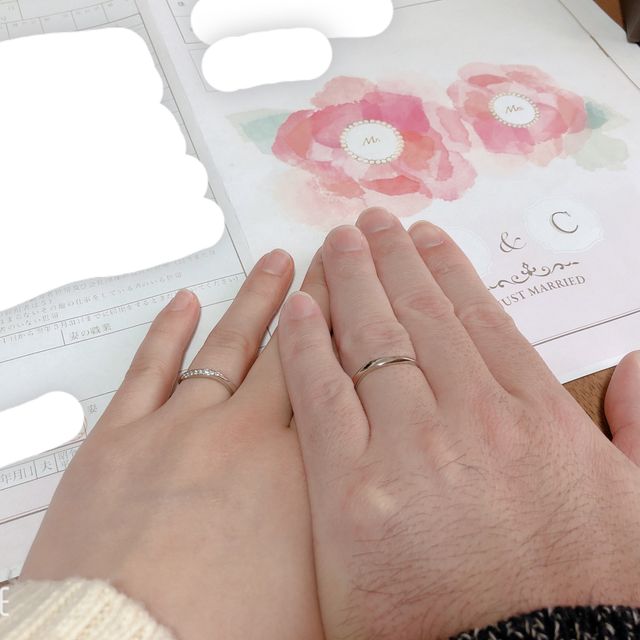 【アイプリモ(I-PRIMO)の口コミ】 アルチェステ
お互いの指輪の形が鏡合わせになったデザイン
旦那さんと満…