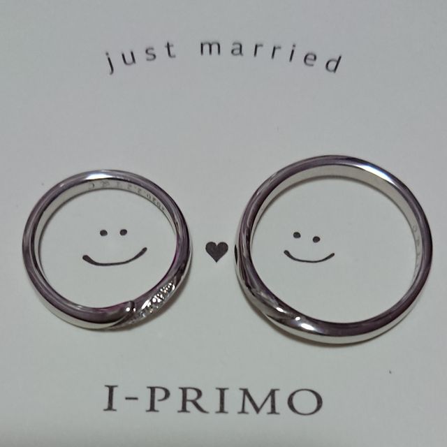 【アイプリモ(I-PRIMO)の口コミ】 身に付けやすいデザインで、指にはめたときに中指や小指にリングが当たっ…