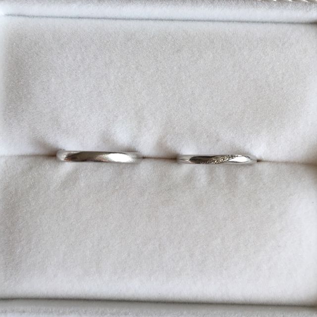 【TRECENTI(トレセンテ)の口コミ】 結婚指輪は毎日つけるものなので、付けていて違和感がないことを重視して…