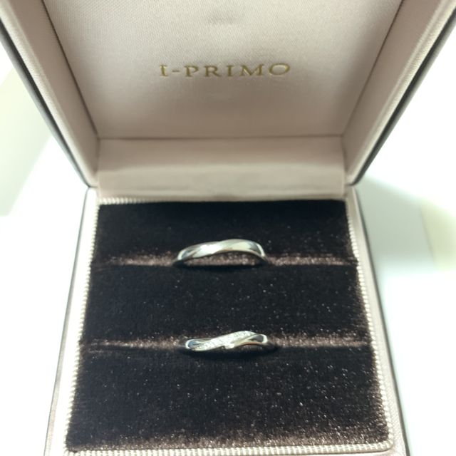 【アイプリモ(I-PRIMO)の口コミ】 私の中で指輪は、少しウェーブ入っているものがいいと思っていて、何店舗…
