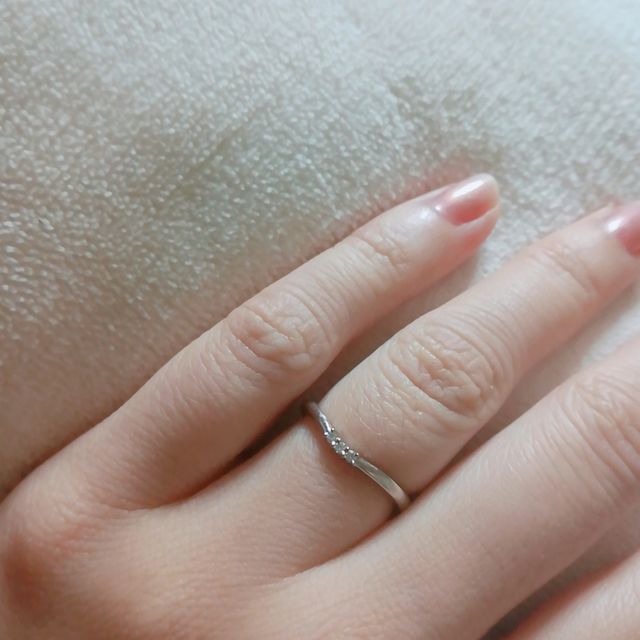 【アイプリモ(I-PRIMO)の口コミ】 一生涯身に付けるものなので、デザインはシンプルで毎日付けても飽きの来…