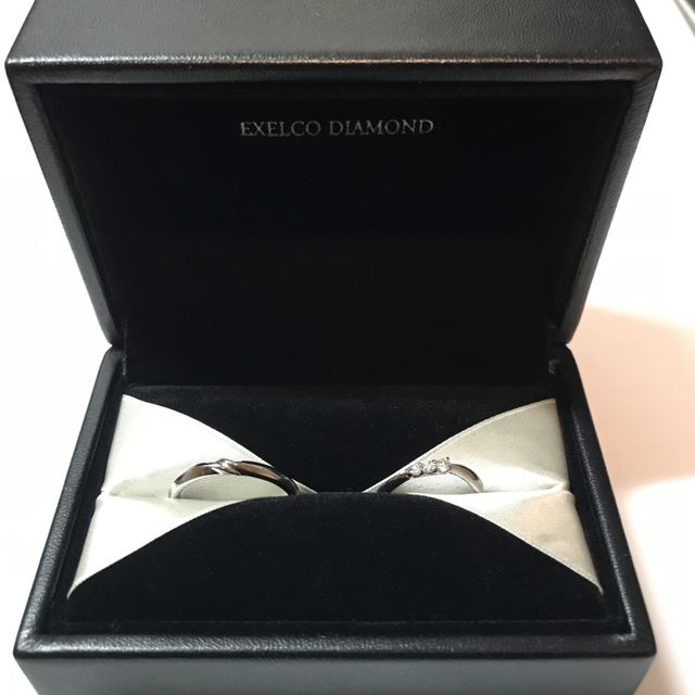 【エクセルコダイヤモンド(EXELCO DIAMOND)の口コミ】 ネットで見た時に、一番ピンっときたものがこの指輪でした。ダイヤが付い…