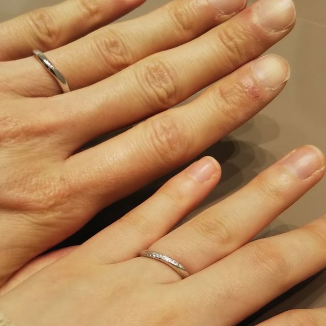 【4℃ BRIDAL(ヨンドシーブライダル)の口コミ】 プラチナだけのほうが、シンプル綺麗なんだろうなと思っていたのですが、…