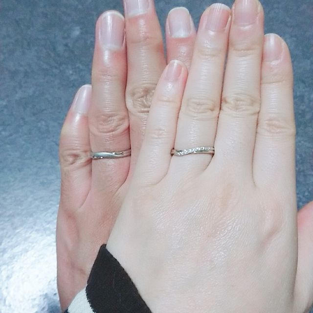 【銀座ダイヤモンドシライシの口コミ】 何店か指輪探しに行きましたが、一番着け心地が良くリングの太さやデザイ…