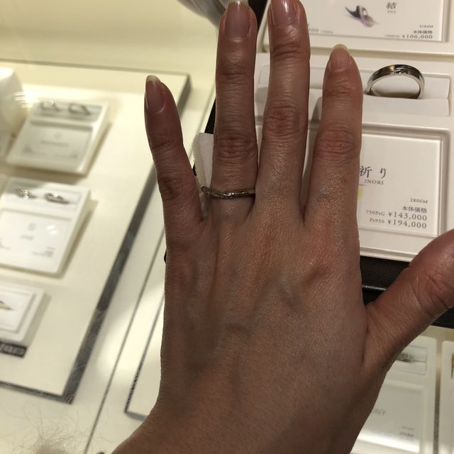 【俄(にわか)の口コミ】 にわかの指輪は、京都で誕生したブランドなだけあって、指輪には珍しい和…