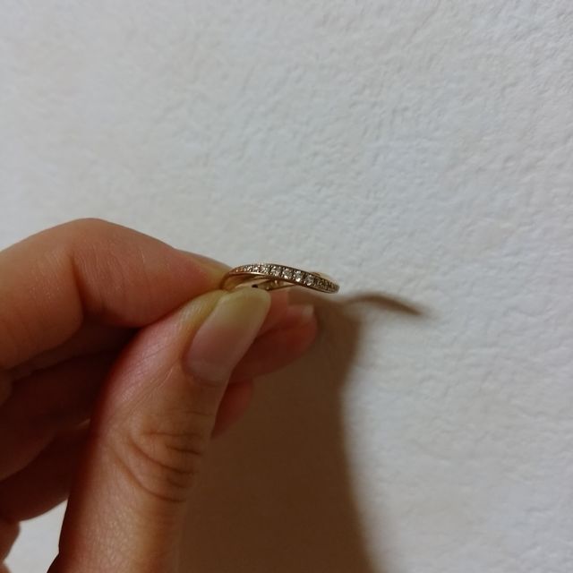 【ギンザタナカブライダル(GINZA TANAKA BRIDAL)の口コミ】 ピンクゴールドの指輪がよくて、ネットでも探したりしました。湾曲してい…