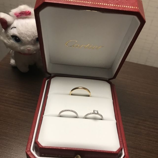 【カルティエ(Cartier)の口コミ】 婚約指輪も365日、重ねづけしたかったので、邪魔にならないけど、一粒ダイ…
