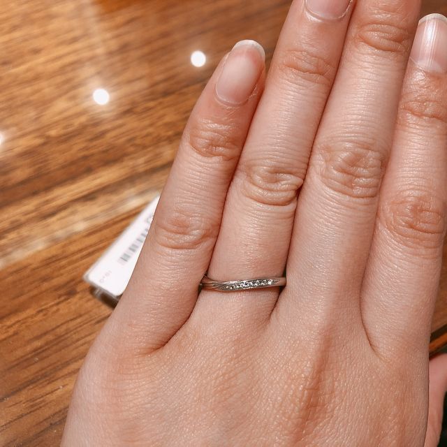 【1122 iifuufu bridal(いい夫婦ブライダル)の口コミ】 デザインはVまでいかない捻りのあるものがよく他の有名なところのものも色…