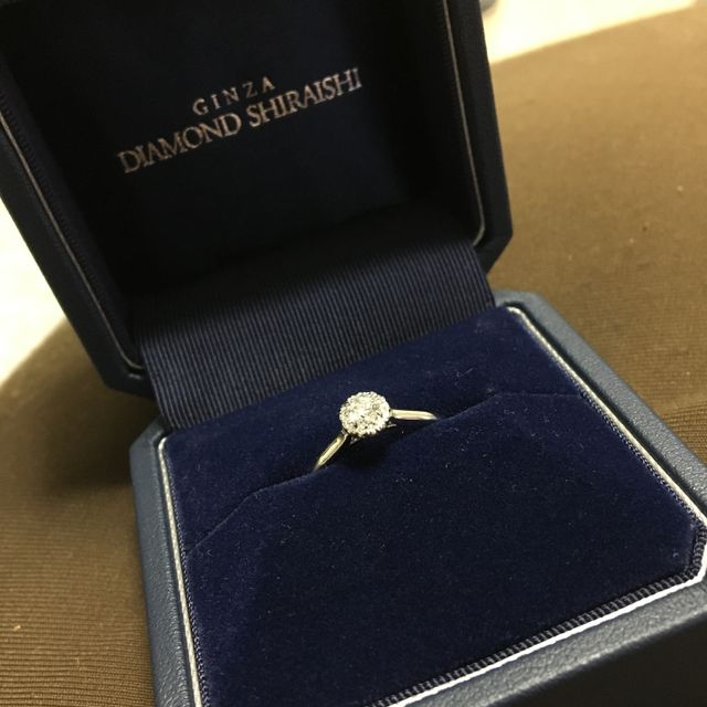 【銀座ダイヤモンドシライシの口コミ】 百貨店などで2人で見ていましたが、価格帯や品質などが全くわからずに時間…