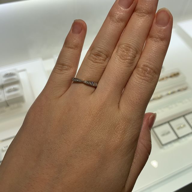 【ティファニー(Tiffany & Co.)の口コミ】 たくさん結婚指輪を店頭やネットやインスタなどで見ましたが、ティファニ…