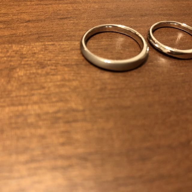 【アイプリモ(I-PRIMO)の口コミ】 プラチナやダイヤの質の良さ、マット加工やダイヤの配置等、シンプルであ…