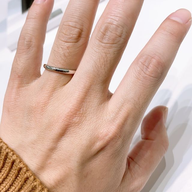 【4℃ BRIDAL(ヨンドシーブライダル)の口コミ】 着け心地が決め手となりました。3店舗回りましたが、1番着け心地が滑らか…