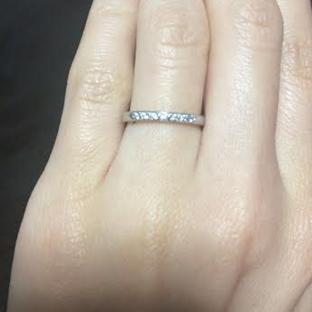 【Pink Dolphin Diamond(ピンクドルフィンダイヤモンド)の口コミ】 つけたときに非常に手になじんだので決めました。また形がまっすぐしたも…