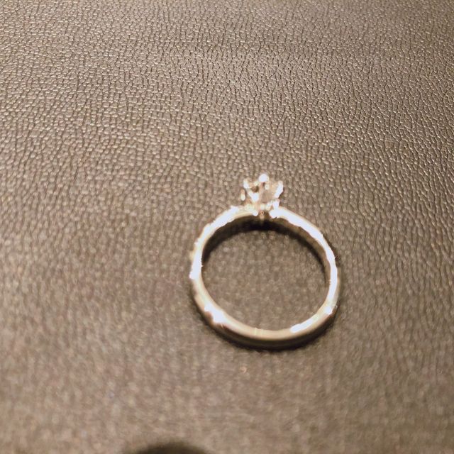 【エクセルコダイヤモンド(EXELCO DIAMOND)の口コミ】 初めての指輪で何もわからず、一から手取り足取り教えていただきました。…