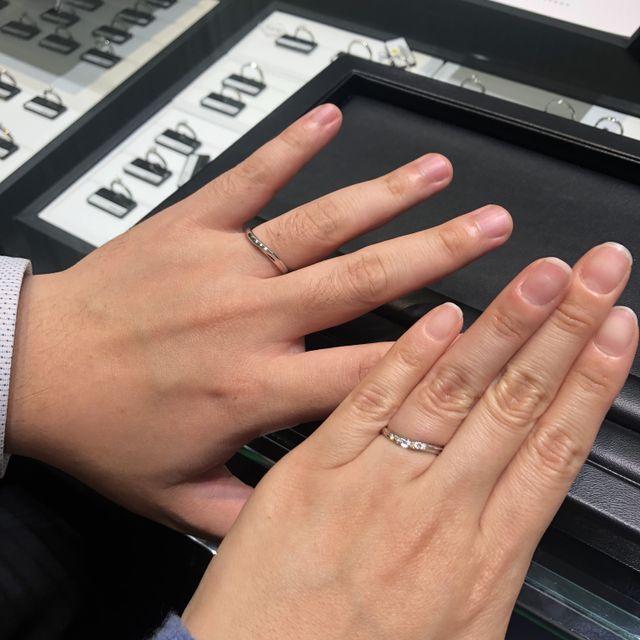 【ラザール ダイヤモンド(LAZARE DIAMOND)の口コミ】 ダイヤが入ってて、なおかつ人とかぶりにくいものが良かったので、色々相…