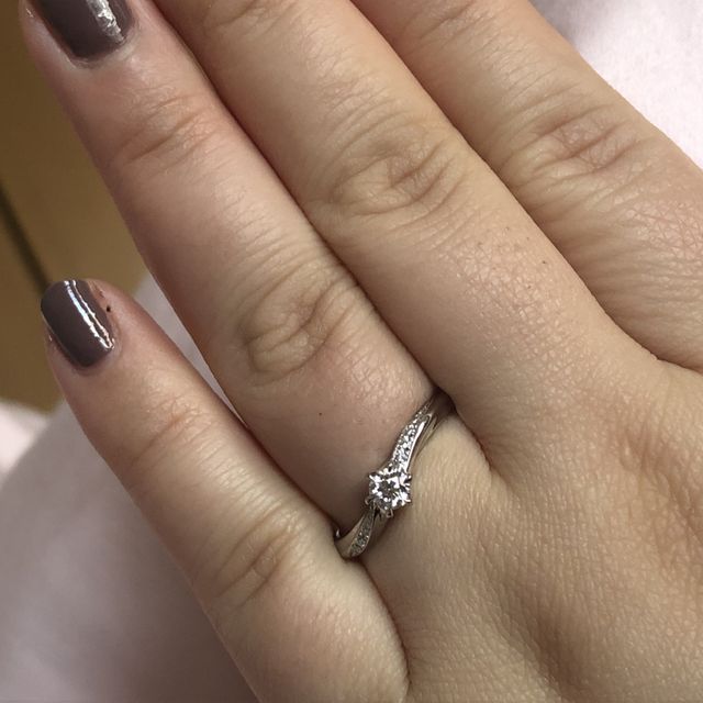 【銀座ダイヤモンドシライシの口コミ】 ふたりが気に入ったデザインでした。予算もありましたが、予算内で、且つ2…