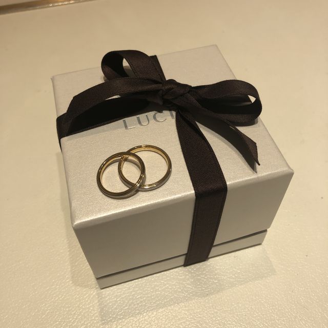 【LUCIE(ルシエ)の口コミ】 彼が好きだったツヤのないマットな加工と
わたしが好きだったミル打ちの加…