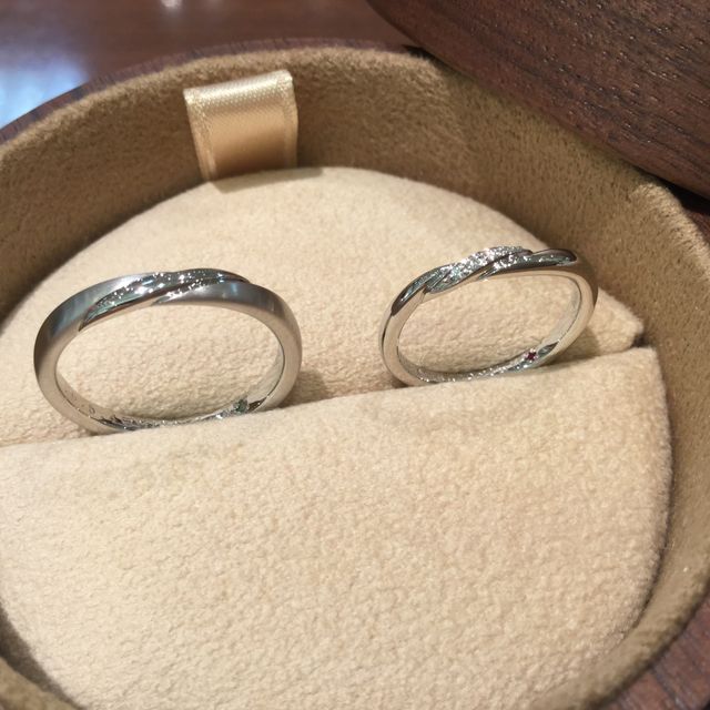 【COLANY(コラニー)の口コミ】 他のブランドも見てみましたが、まずはセットリングの種類の豊富さに目を…