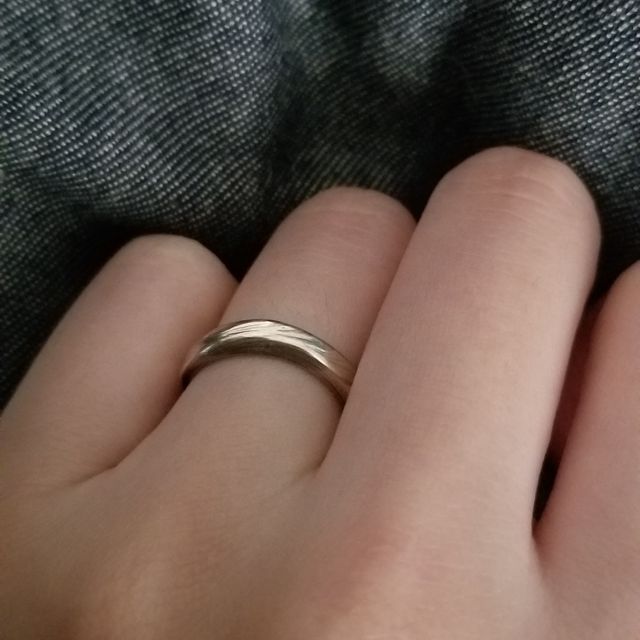 【杢目金屋(もくめがねや)の口コミ】 値段が高めでしかが、世界に夫婦だけの特別な結婚指輪が作りたくてフルオ…