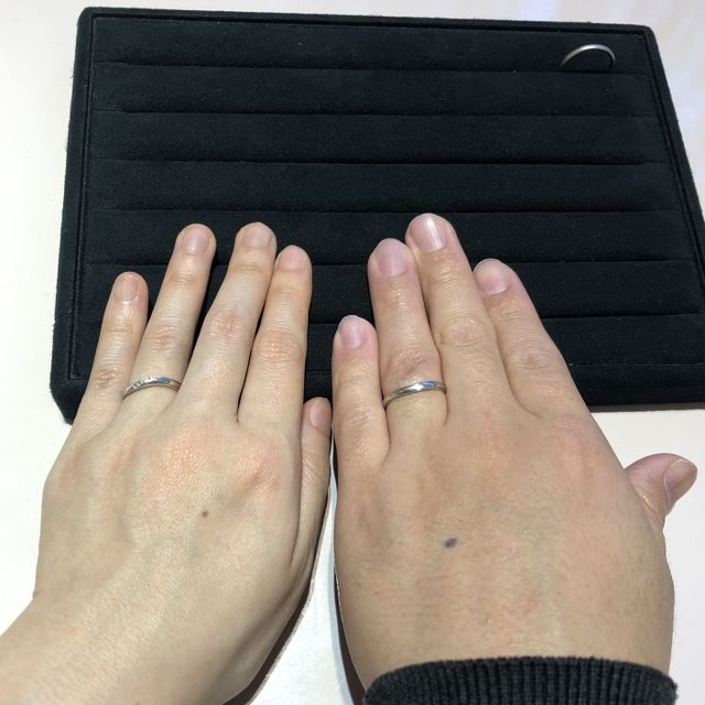 【TRECENTI(トレセンテ)の口コミ】 デザインは最初はシンプルなものを希望していましたが、ダイヤが5つ付いた…