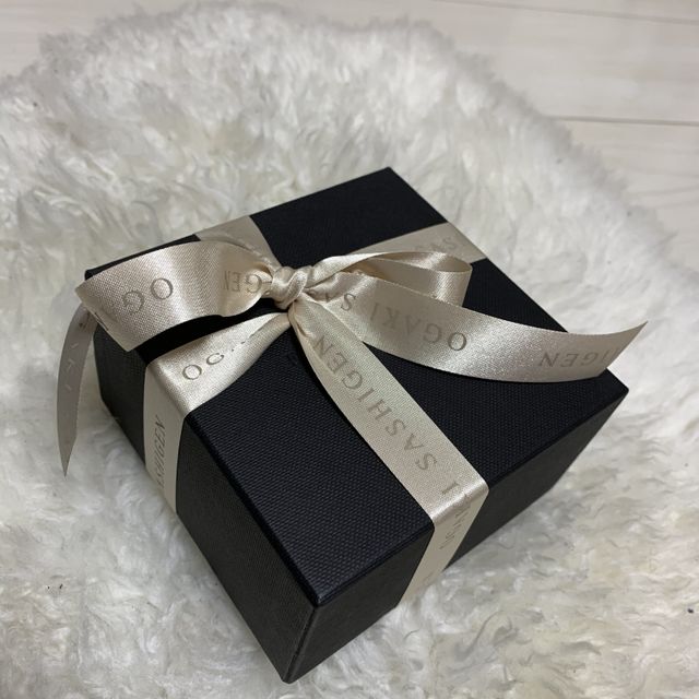 【EURO WEDDING BANDの口コミ】 普段使いしやすいシンプルなストレートラインの物を探していました。また…