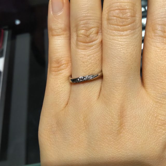 【エクセルコダイヤモンド(EXELCO DIAMOND)の口コミ】 ダイヤモンドの質が、他社と比べて綺麗です。年齢を重ねても、長く使える…