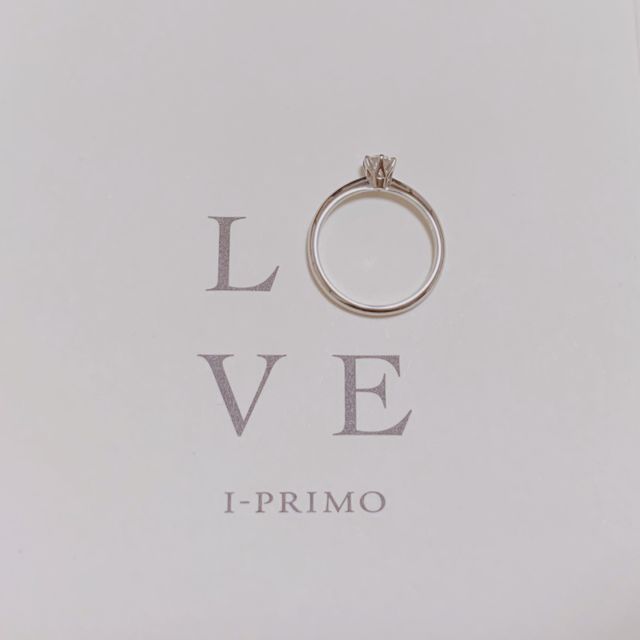 【アイプリモ(I-PRIMO)の口コミ】 デザインはシンプルな「シリウス」、素材はプラチナの一択でした。
ダイヤ…