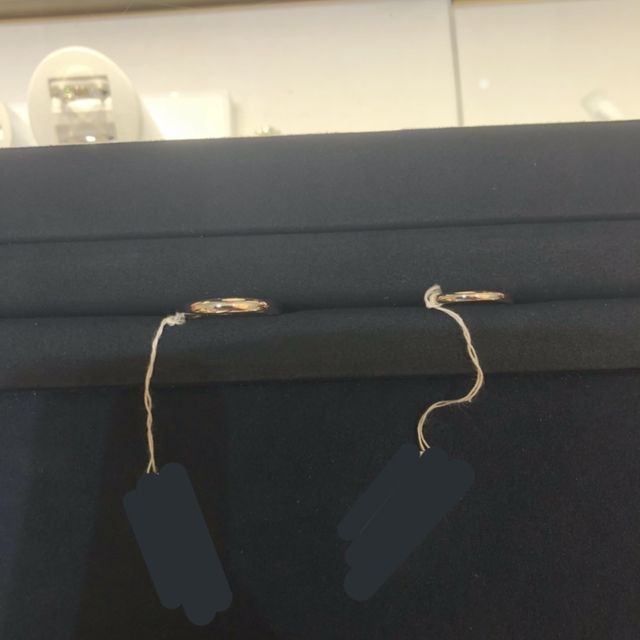 【ハリー・ウィンストン(Harry Winston)の口コミ】 日本ではダイヤモンドが入った結婚指輪しかないので、男性用にダイヤモン…