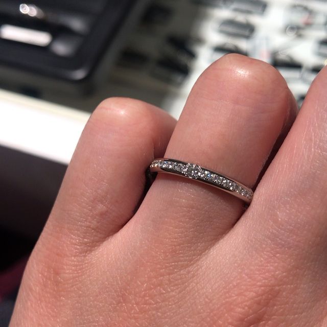 【エクセルコダイヤモンド(EXELCO DIAMOND)の口コミ】 ダイヤモンドの質にこだわっているので、とても輝きが素晴らしかったです…