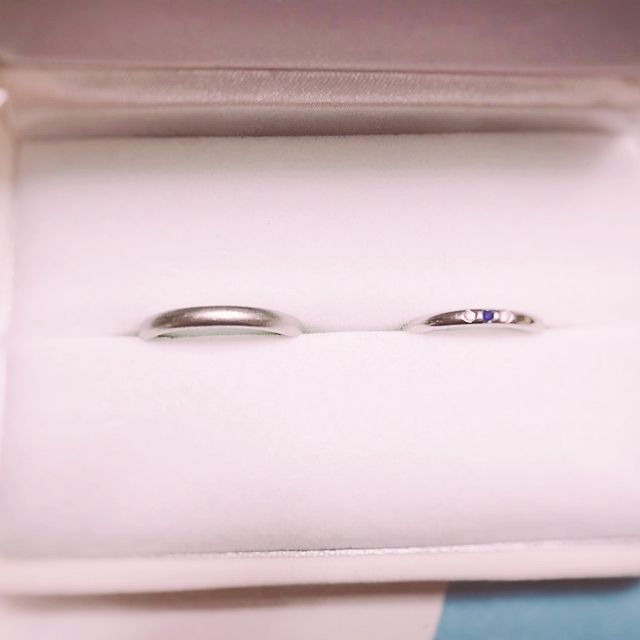 【STAR JEWELRY(スタージュエリー)の口コミ】 メイドトゥオーダーという、自分たちで指輪の太さや色、石の色や数を決め…